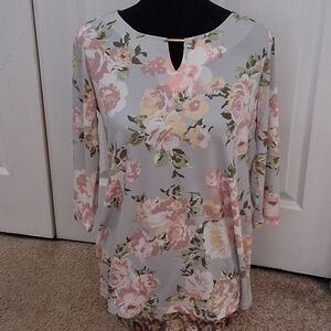 NWT Iman Floral Tunic    Size S